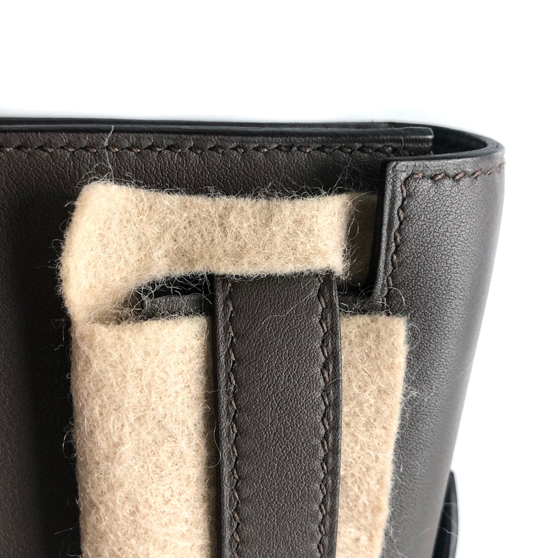 Kelly Cut Swift Leather Clutch in Etain GHW
