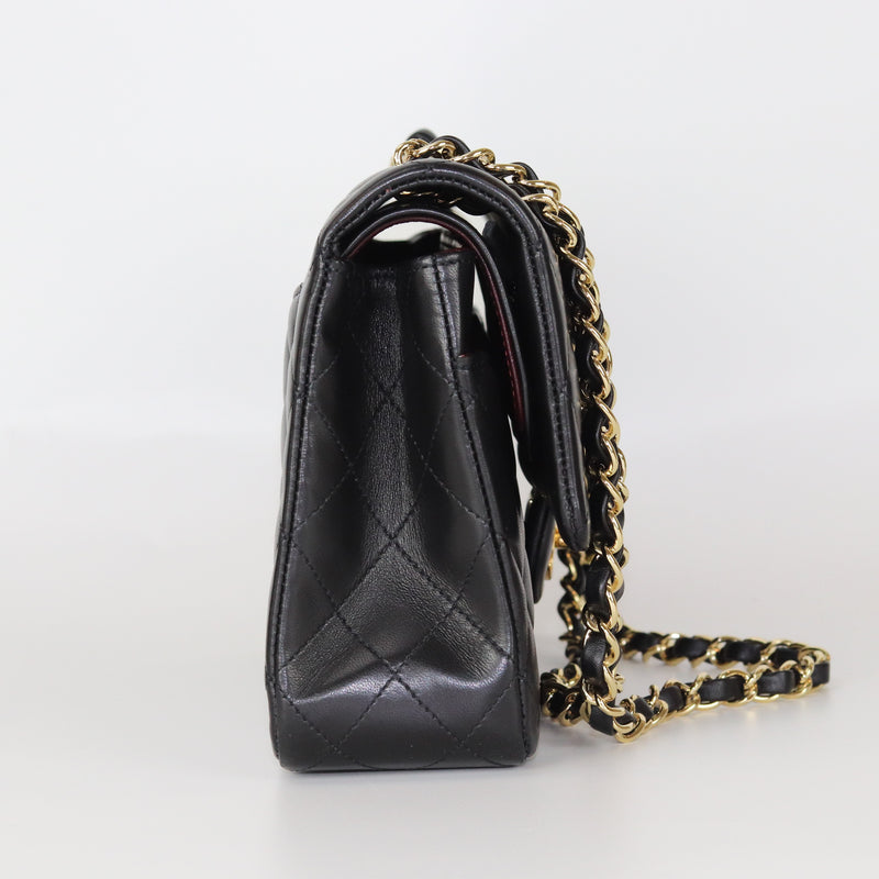 Classic Flap Black Medium Lambskin GHW