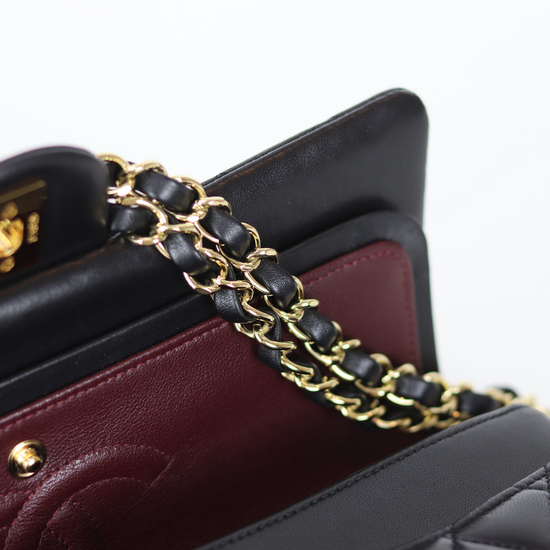 Classic Flap Black Medium Lambskin GHW