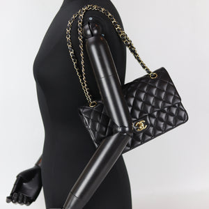 Classic Flap Black Medium Lambskin GHW