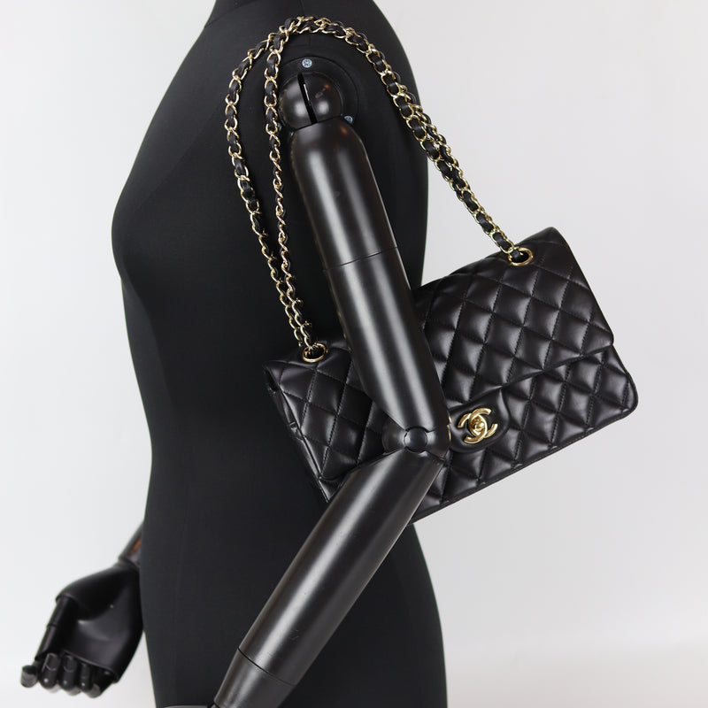 Classic Flap Black Medium Lambskin GHW
