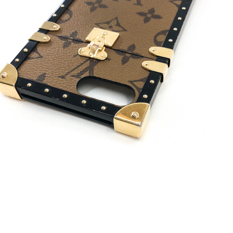 iPhone 15 Pro Classic Case Epi LV Leather