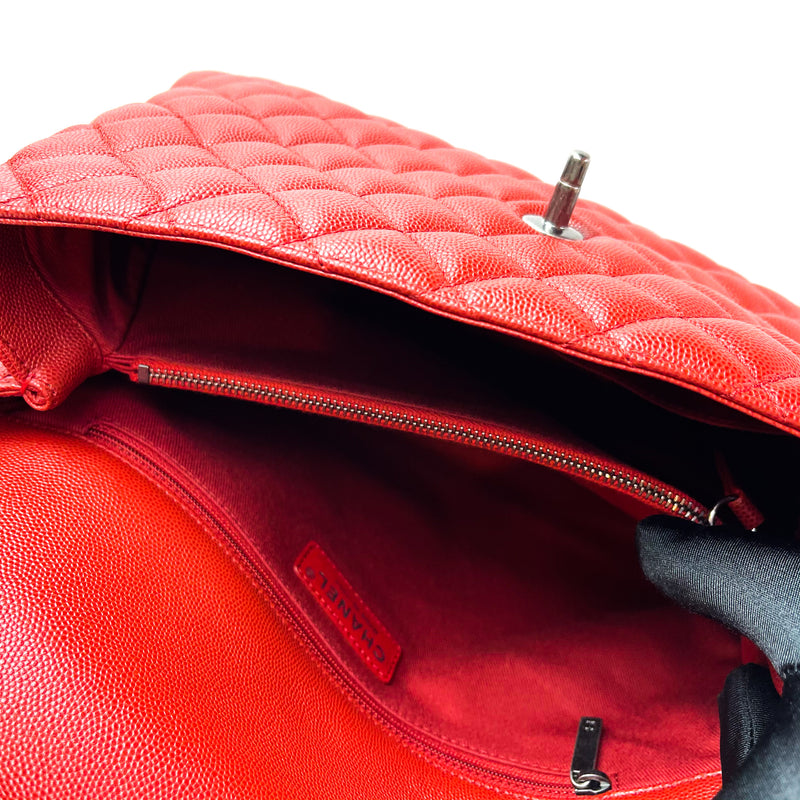 Chanel - Red Crinkled Leather Boy Chain Flap Bag / Silver-Aged - Shoulder Bag