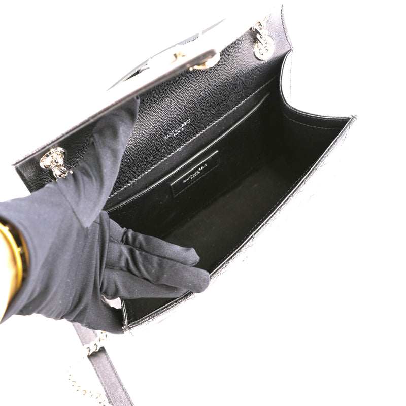 Medium Envelope in Mixed Matelasse Grain de Poudre Embossed Leather