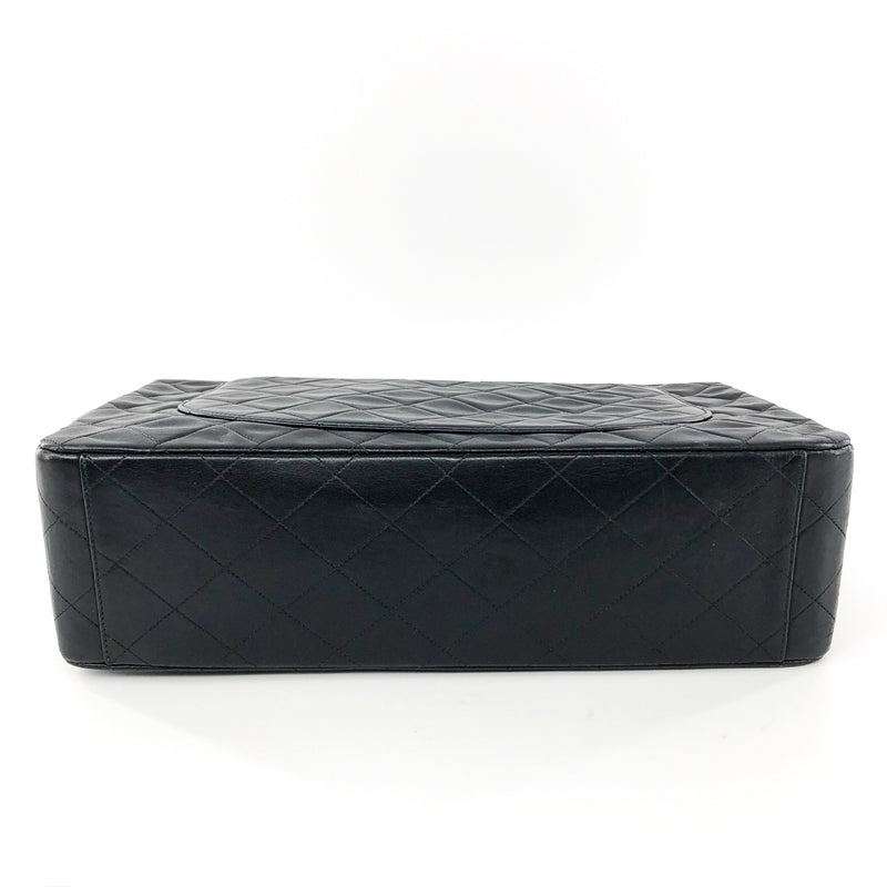 Vintage Jumbo XL Flap Lambskin Leather with GHW