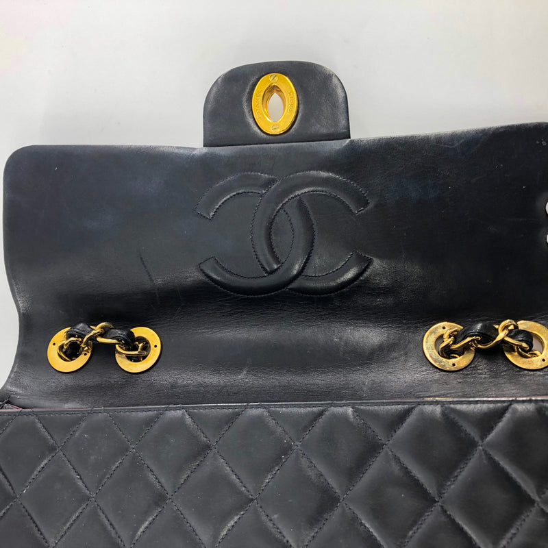Vintage Jumbo XL Flap Lambskin Leather with GHW