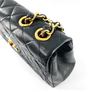 Vintage Jumbo XL Flap Lambskin Leather with GHW