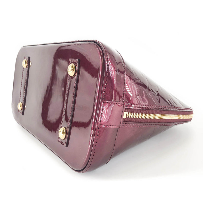 Vernis Amarante Monogram Alma PM