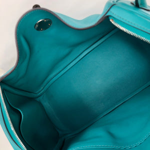 Lindy 26 in Blue Lagoon Swift Leather