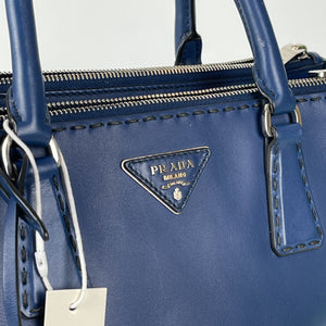 Bluette City Calfskin Stitched Leather Medium Double Zip