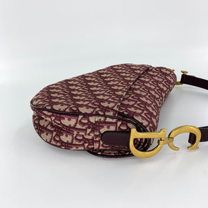 Oblique saddle bag burgundy