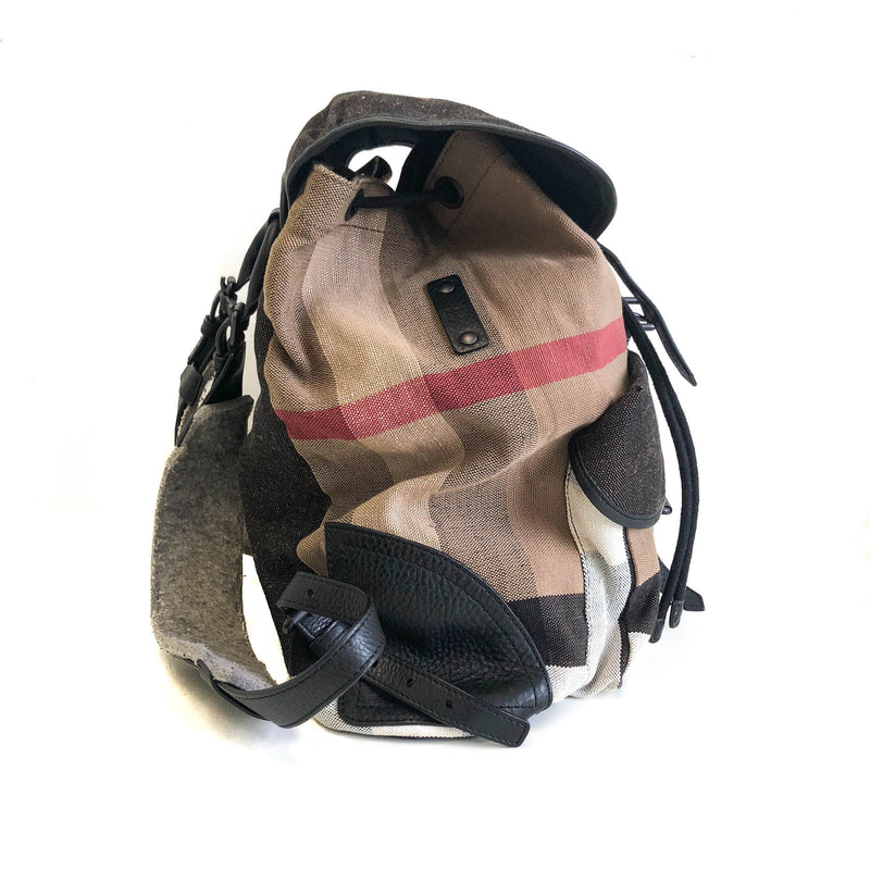 Backpack in Striped Pattern
