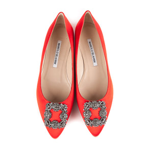 Hangisi Flats in Red