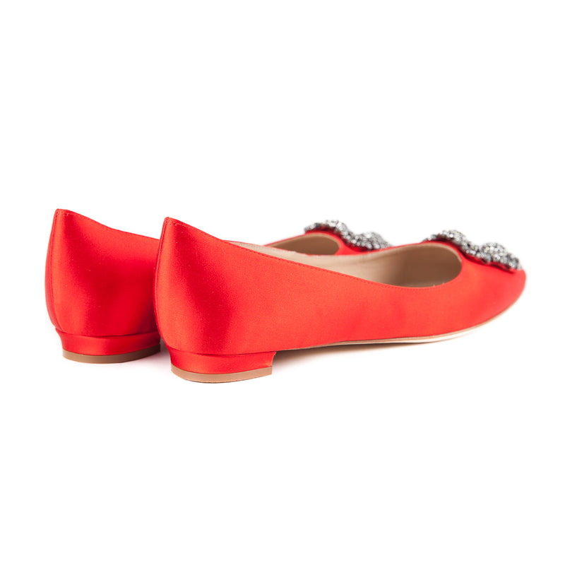 Hangisi Flats in Red
