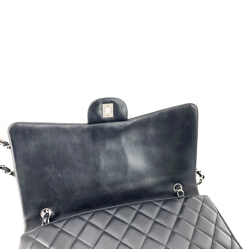 Single Flap Maxi in Black Lambskin Leather with SHW