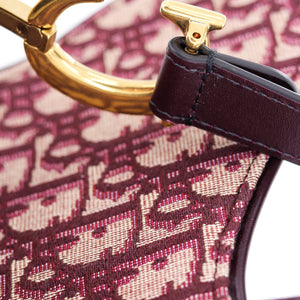 Oblique saddle bag burgundy