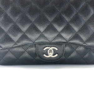 Single Flap Classic Jumbo in Black Caviar with SHW