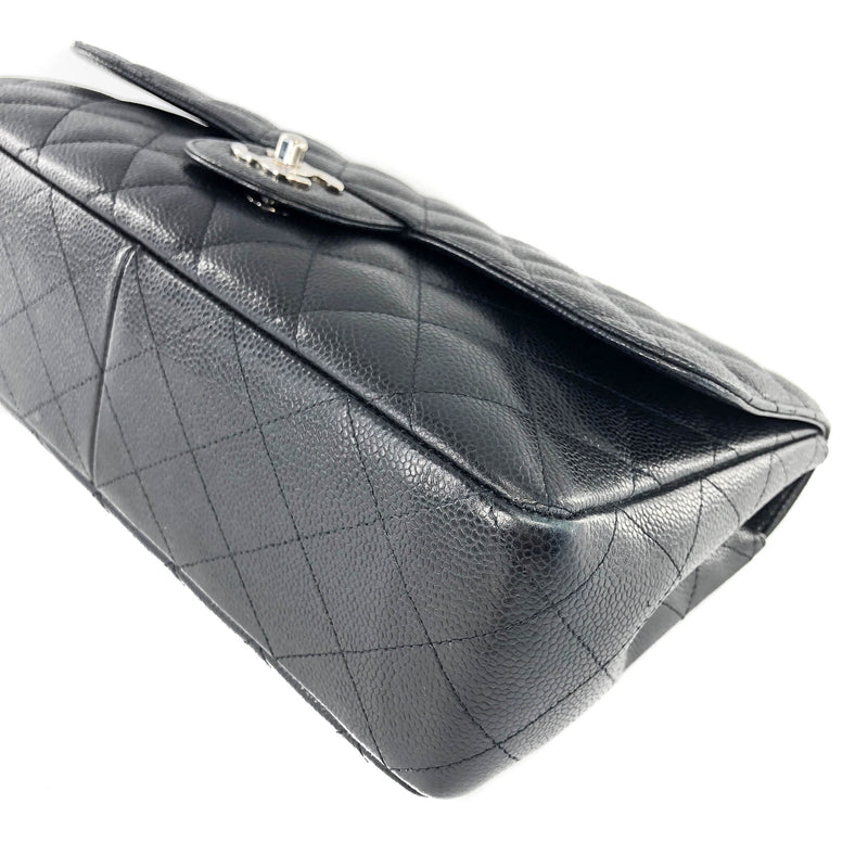 Single Flap Classic Jumbo in Black Caviar with SHW