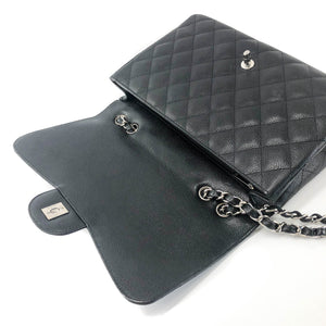 Single Flap Classic Jumbo in Black Caviar with SHW