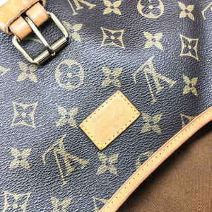 Vintage Monogram Saumur 35 Monogram Cross Body Bag