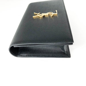 Black grained clutch with GHW