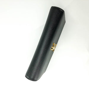 Black grained clutch with GHW