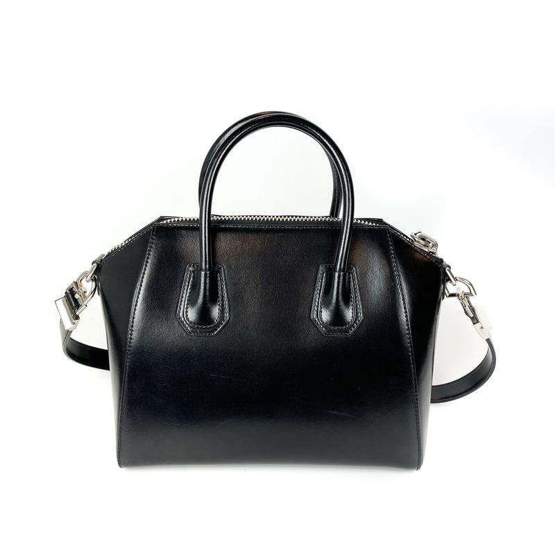 Small Antigona in Black Glossy Leather with Silver Hardware