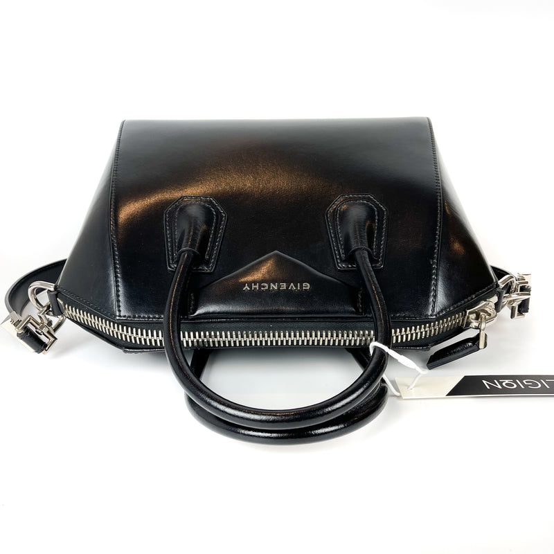 Small Antigona in Black Glossy Leather with Silver Hardware