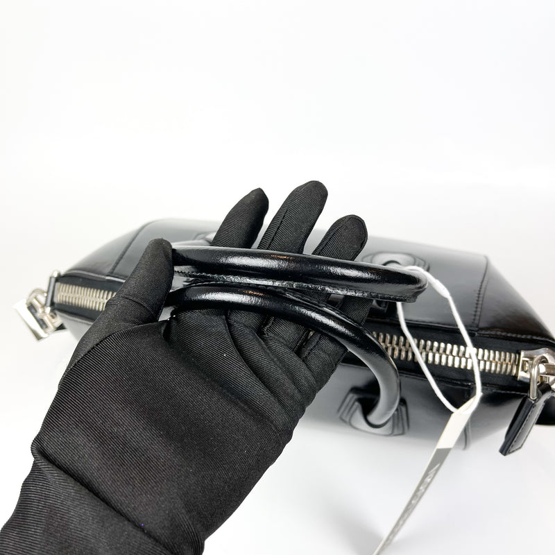 Small Antigona in Black Glossy Leather with Silver Hardware