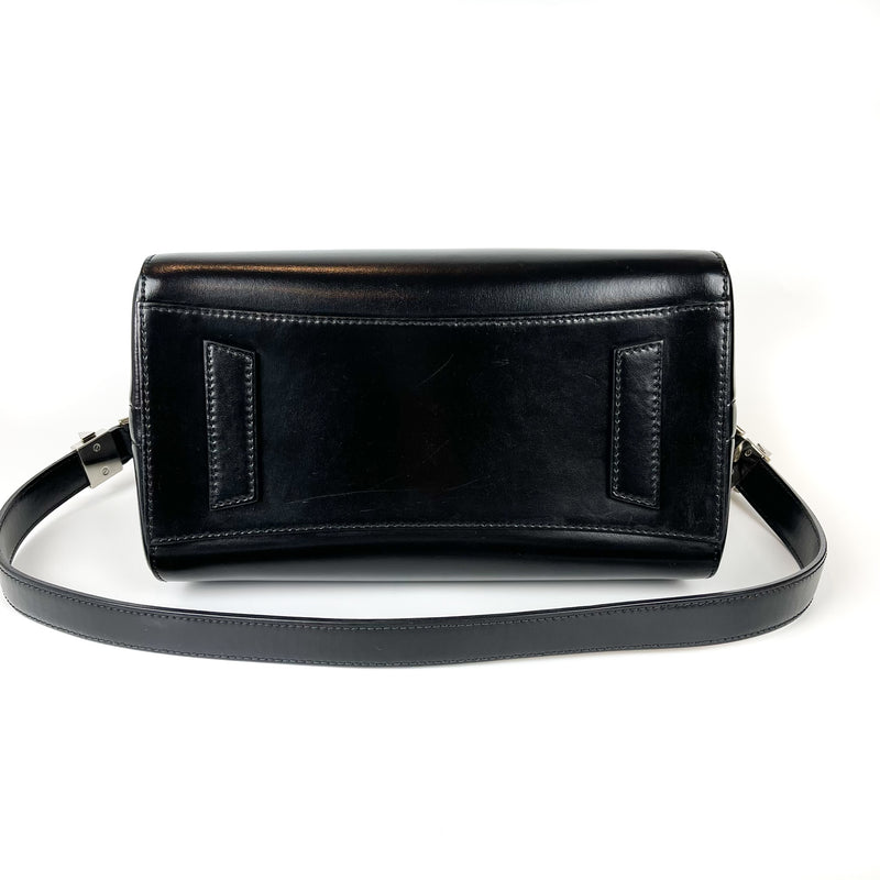 Small Antigona in Black Glossy Leather with Silver Hardware
