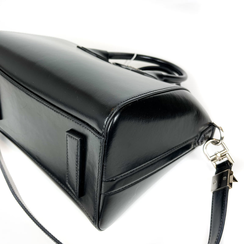 Small Antigona in Black Glossy Leather with Silver Hardware