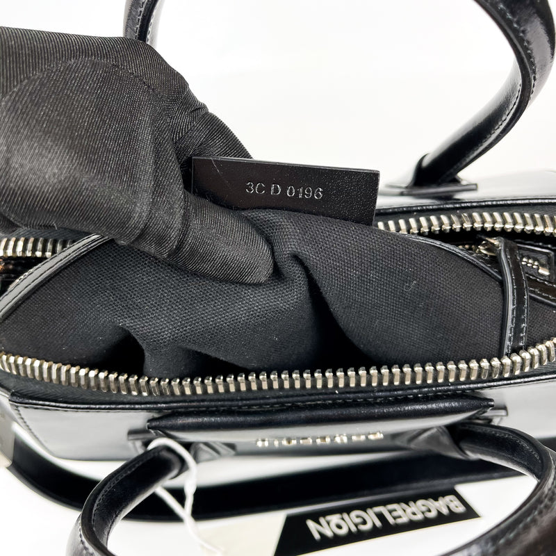 Small Antigona in Black Glossy Leather with Silver Hardware