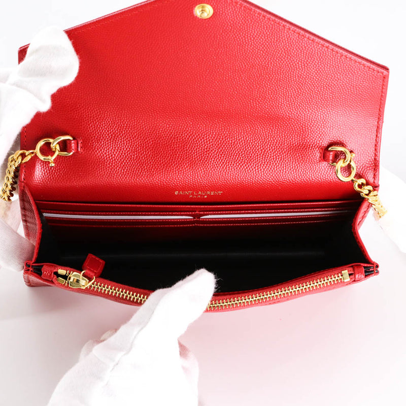 Envelope Chain Wallet in Red