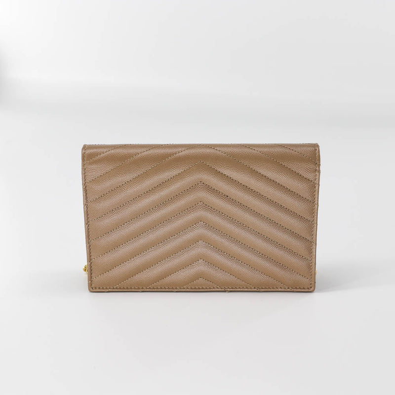 Envelope Chain Wallet in Light Taupe