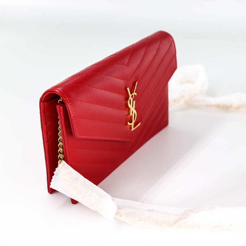 Envelope Chain Wallet in Red