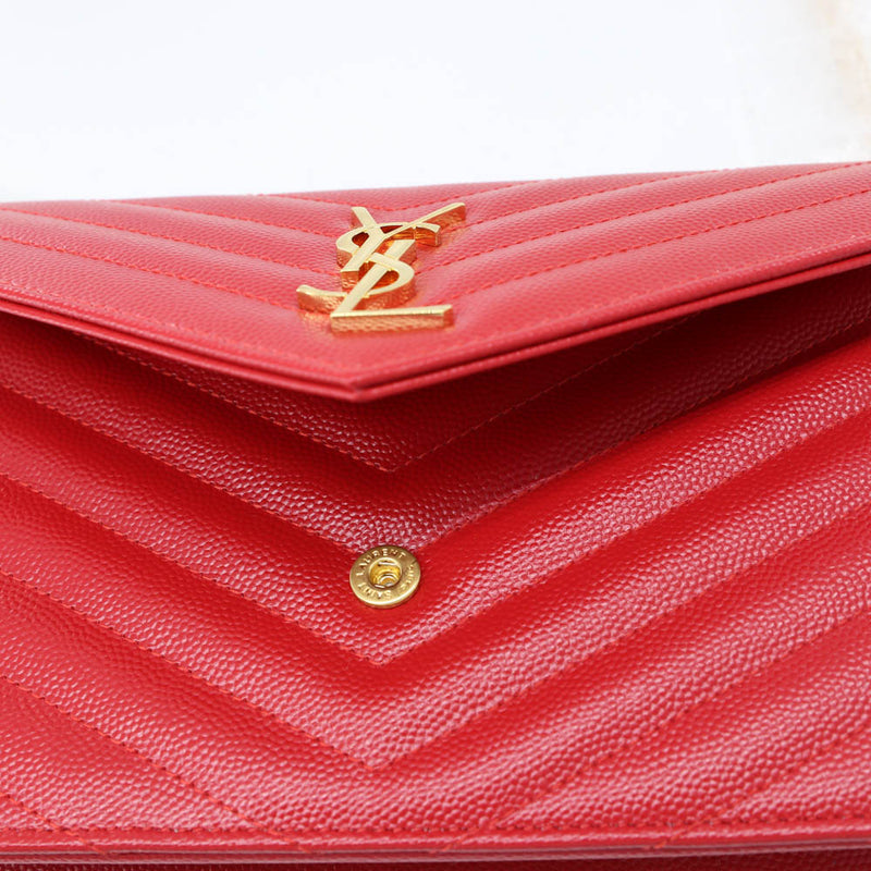 Envelope Chain Wallet in Red