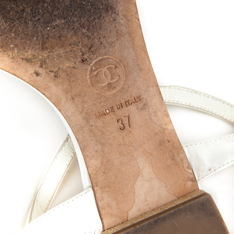Patent Leather CC Logo Flat Sandals White