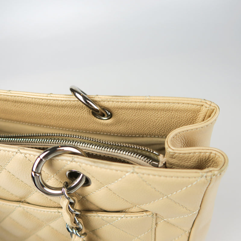 Beige Caviar GST in Caviar leather with SHW