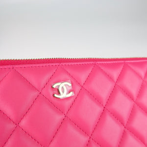 Lambskin O Case Quilted Pink Large Zip Pouch