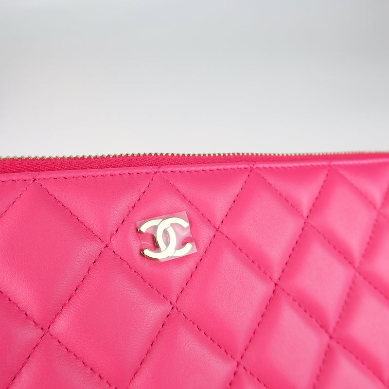 Lambskin O Case Quilted Pink Large Zip Pouch