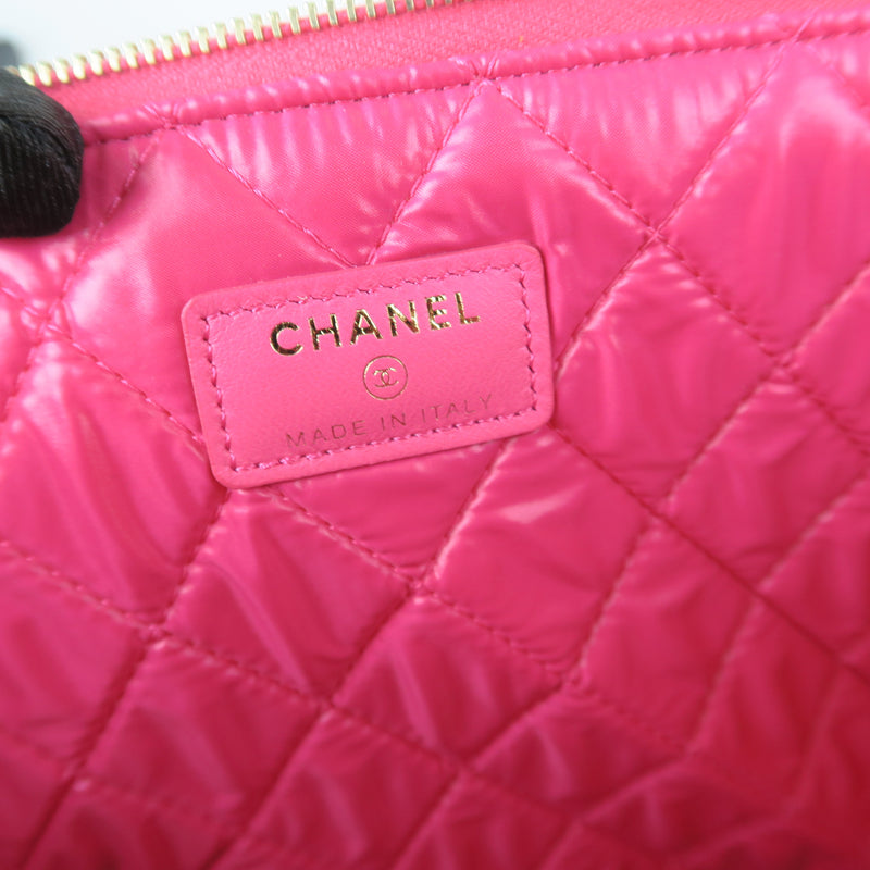 Lambskin O Case Quilted Pink Large Zip Pouch