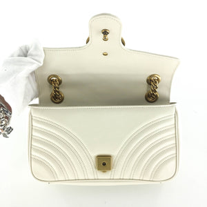 Marmont Matelasse Small Shoulder Bag in White