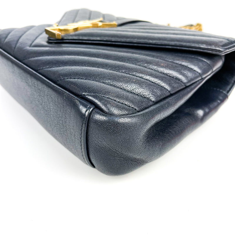 Medium Chevron College Leather Bag Dark Blue