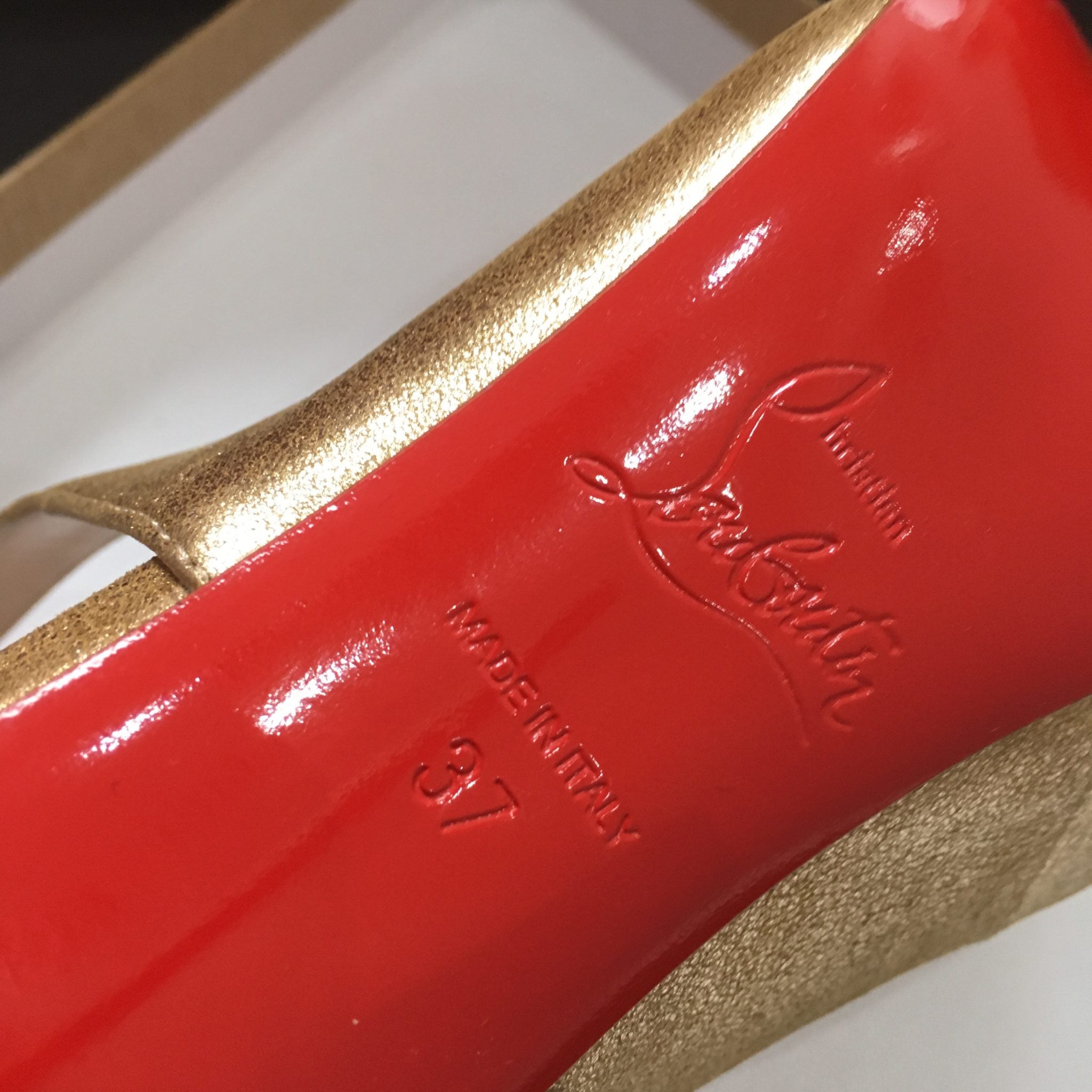 CHRISTIAN LOUBOUTIN Marlenarock 100 Heels Gold – Bag Religion