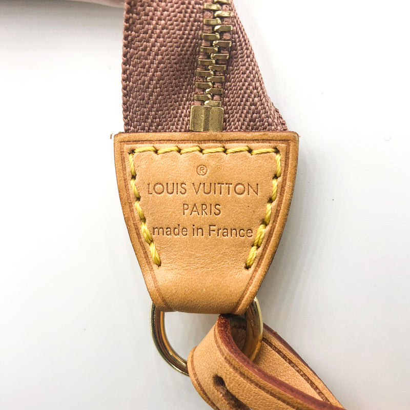 Vernis Pochette Accessoires in Nude