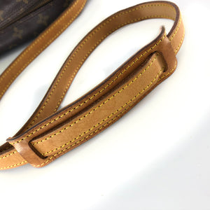 Vintage Monogram Trocadero 30 Shoulder Bag