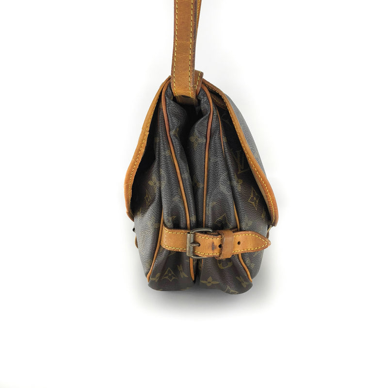 Vintage Monogram Saumur 30