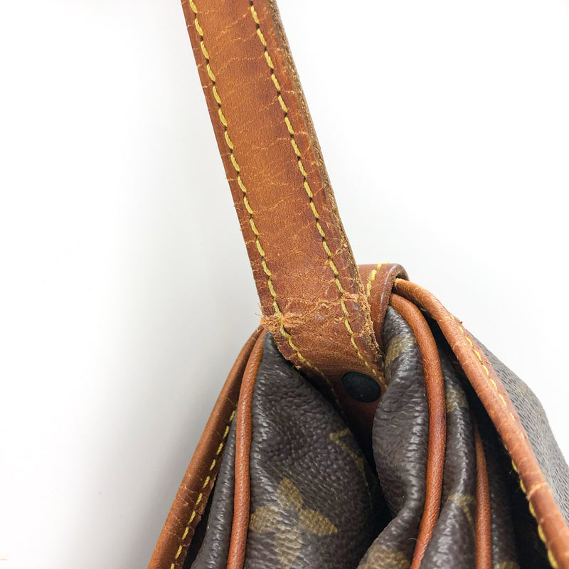 Vintage Monogram Saumur 30