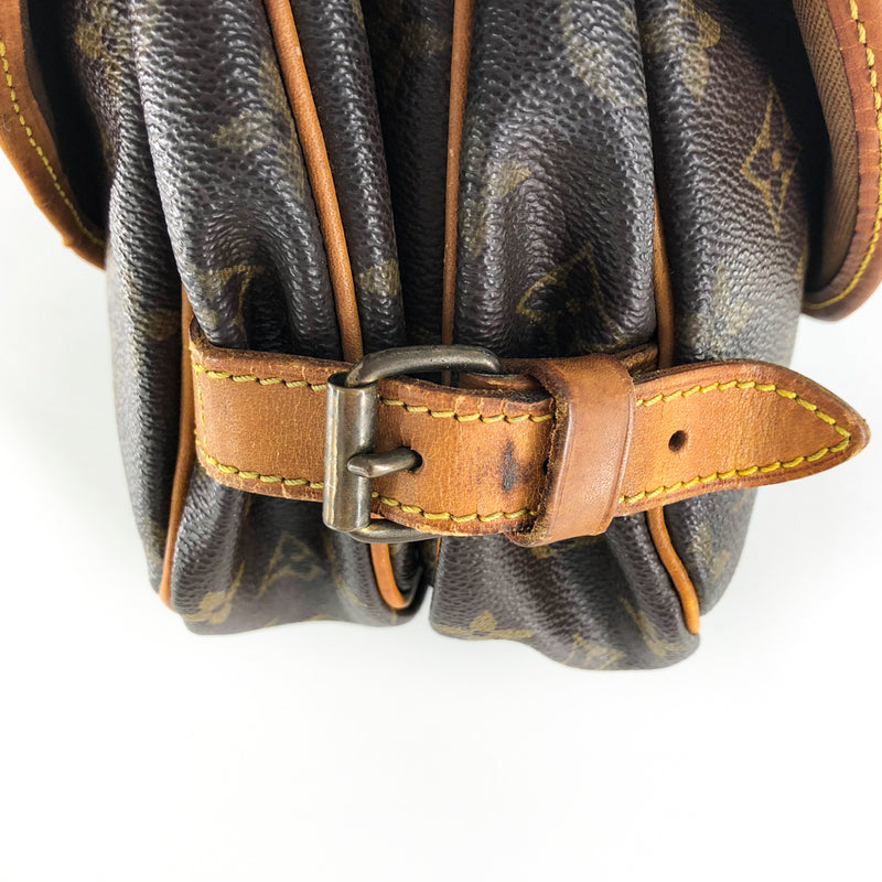 Vintage Monogram Saumur 30