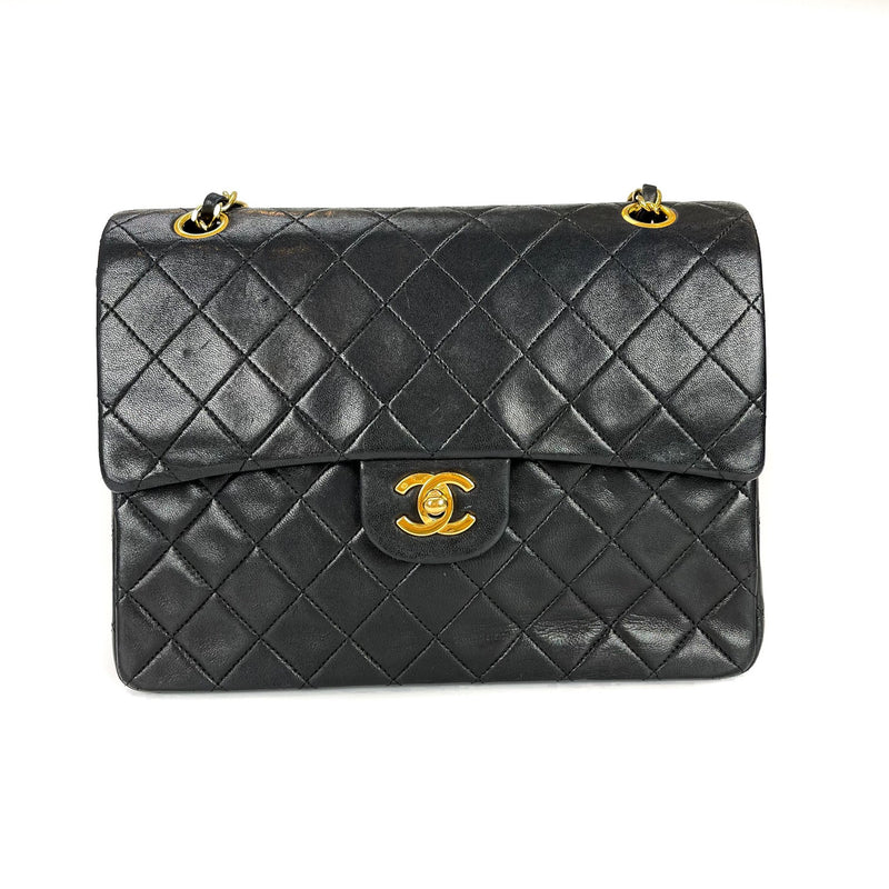 Chanel Vintage Late 80s Black Round Half Moon Flap Bag 24k GHW Lambski –  Boutique Patina